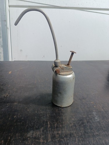 Ancienne burette huile - ancienne,
