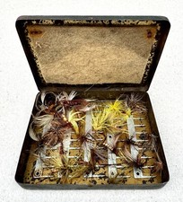 Pêche à la Mouche :  The Loch Leven Eyed Fly Box / Boîte 1920 pleine d’origine