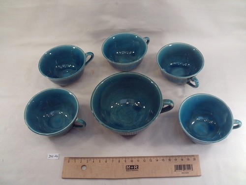 Anciennes tasses faïence - 6, en