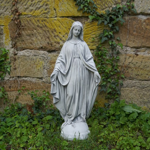 Sainte vierge marie mère - sainte,