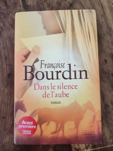 Livre dans silence de - le,