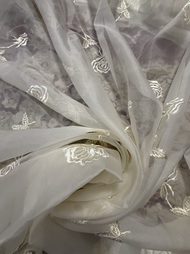 Tissu organza broderie - , %
