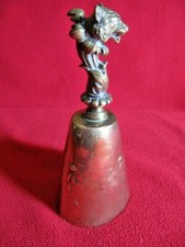 Cloche de table de chasse tête de loup en bronze