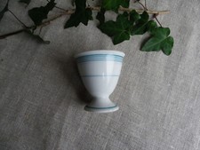 COQUETIER ANCIEN EN PORCELAINE