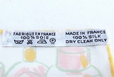 Hermes Carré 45 La Perruche inconstante Silk Gavroche W/Tags No Box Used.