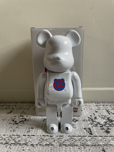 Medicom toy bearbrick 1st - medicom,