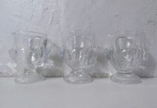 3 anciens coquetiers poules