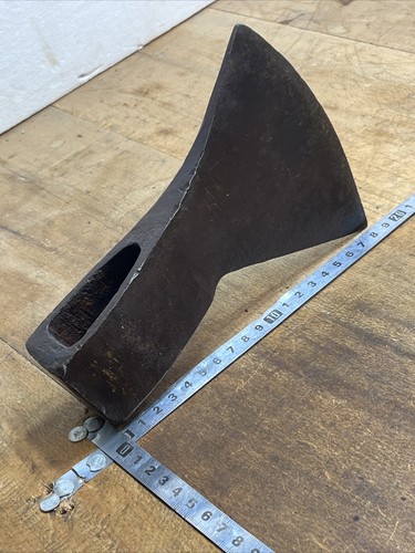 Hache outil ancien old axe - outil,