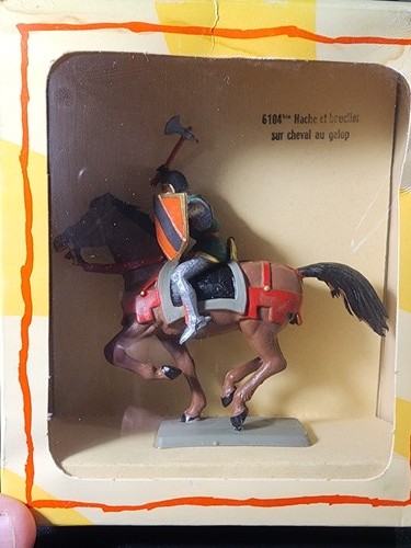 Figurine starlux croisé - croisé, à
