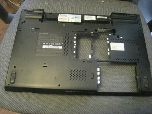 Coque inférieure base - inférieure,
