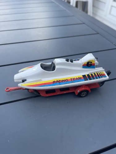 Majorette bateau course - de,