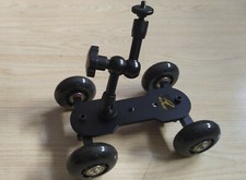 DOLLY SKATE TRAVELLING +