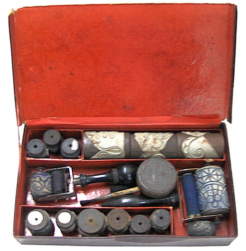 Tampons encreurs broder - tampons,