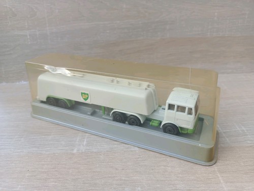 Véhicule miniature camion - véhicule,