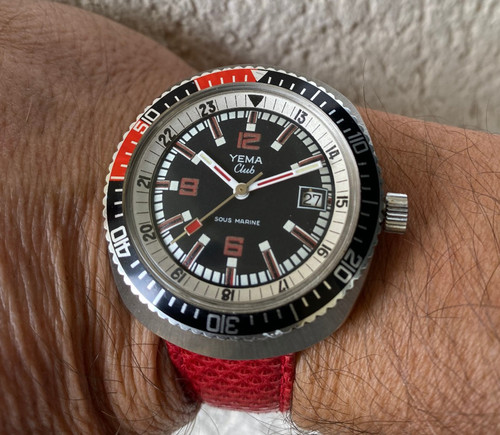 Superbe montre plongée - de,