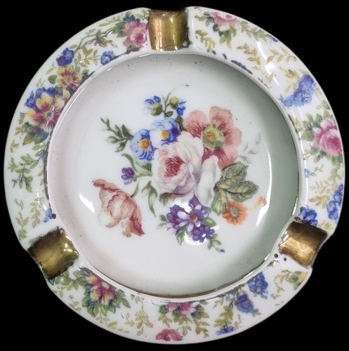 Petit cendrier porcelaine - en,