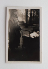 Femme élégante mère