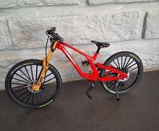 Vélo VTT Miniature Échelle