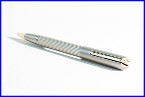 Grand stylo bille - grand,