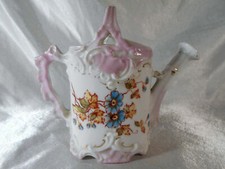 ( 02 ) POUPEE / DINETTE