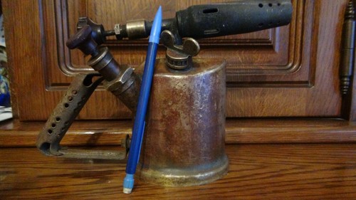 Ancienne lampe souder - lampe,