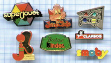 Lot Pin's Universe du toy SMOBY bilboquet JouéClub Clairbois supertoy KINDER