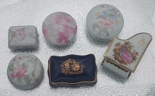 6 PETITES BOITES PORCELAINE DE LIMOGES MINIATURES DONT 1 BLEU DE FOUR 3 LAZEYRAS