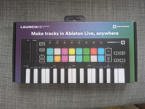 Launchkey mini novation - launchkey,