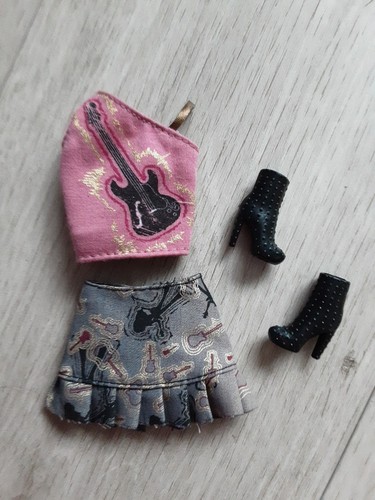 Vêtement barbie - vêtement,