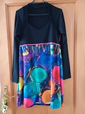 Très jolie robe modèle