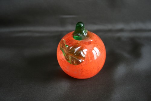 Presse papier fruit - papier, verre