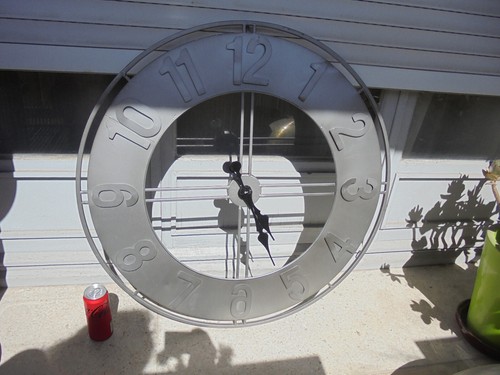 Ancienne grande horloge mural