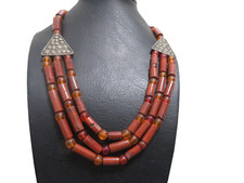 Collier ethnique montage