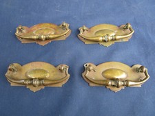 4 poignées s/ plaque entrée