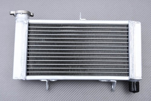 Radiateur eau type - d,