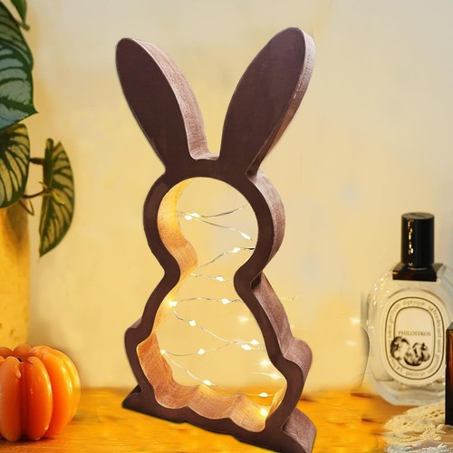 Lapin bois avec guirlande - en,