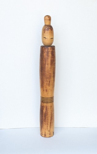 Kokeshi ombre légère circa - kokeshi,