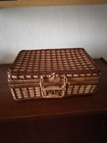 Petite valise mallette osier