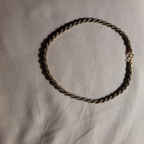 Ras cou metal tressé - de,