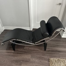 Mid Century Le Corbusier LC4 Style Leather Chaise Lounge Daybed