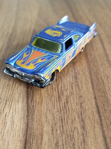 Voiture hotwheels plymouth - voiture,