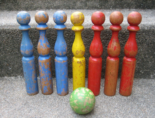 Ancien jeu quilles - de, en