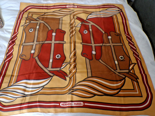 Foulard hermes quadrige de - hermes,
