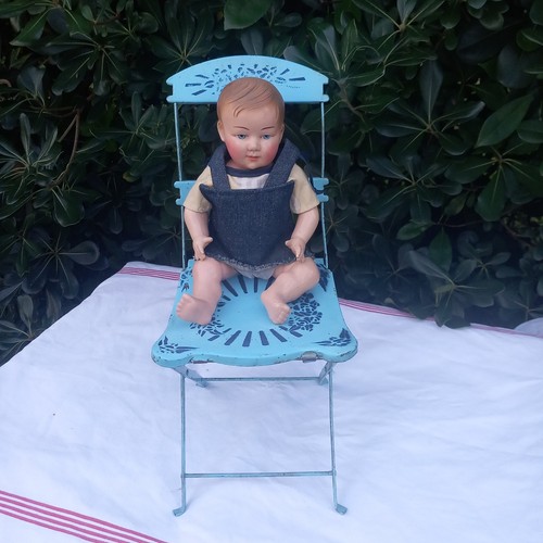 Chaise poupée fer - chaise, en