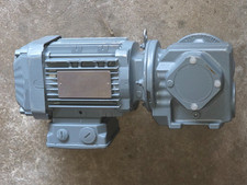SEW 0,37 KW - SF37 DRN71M4