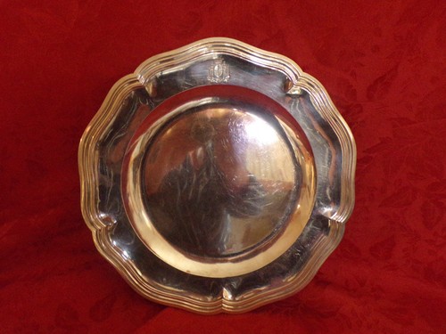 Joli plat argent massif - plat, aux