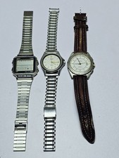Lot De 3 Montre Vendu Dans