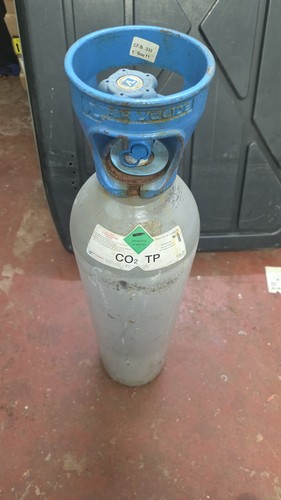 Bouteille co2 air - bouteille, de