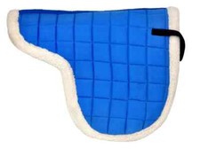 Tapis de selle cheval anglais design matelassé en polycoton de couleur bleue ...