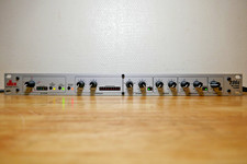 PRÉAMPLI MICRO DBX MIC PREAMP